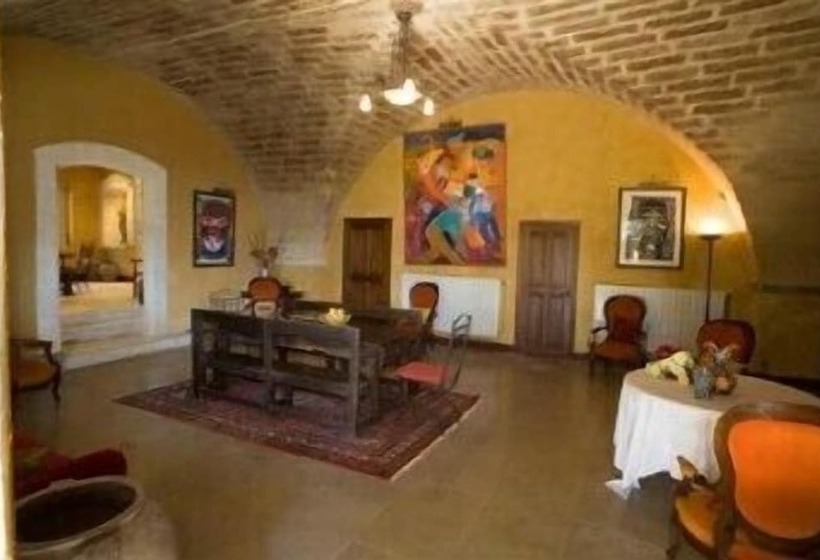 فندق Domaine Du Grand Malherbes