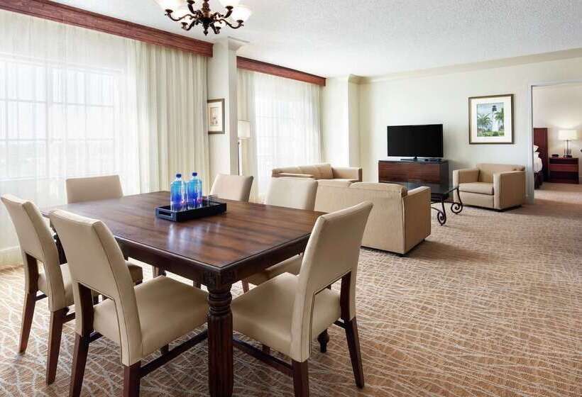 בית מלון כפרי Doubletree By Hilton  Sunrise  Sawgrass Mills