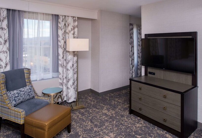 فندق Doubletree By Hilton Utica