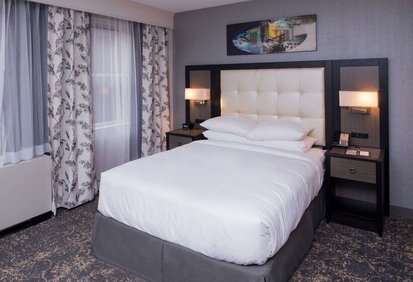 فندق Doubletree By Hilton Utica