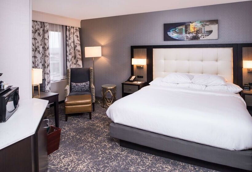 فندق Doubletree By Hilton Utica