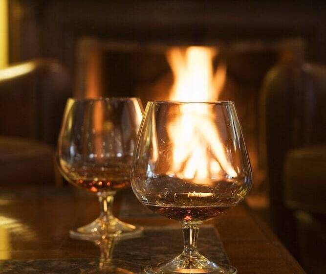 酒店 Du Domaine De La Grange De Conde