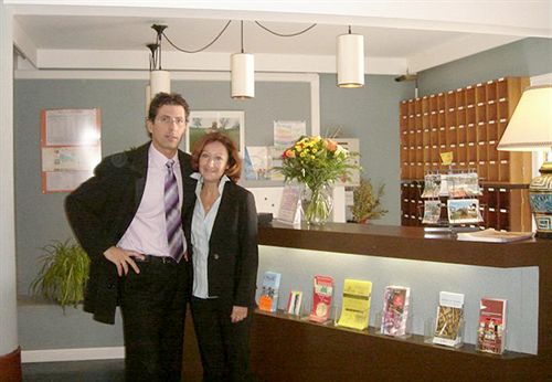 Отель La Mezelle