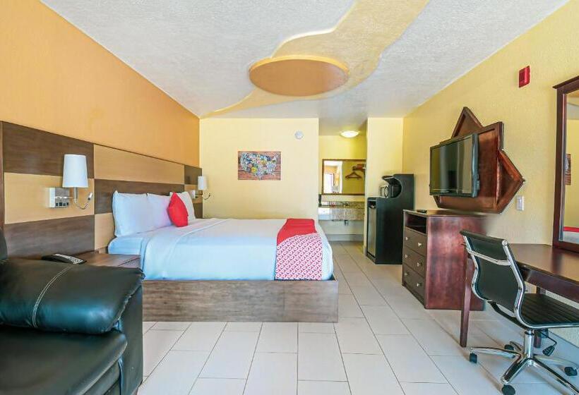 OYO Hotel Shenandoah Woodlands Mall