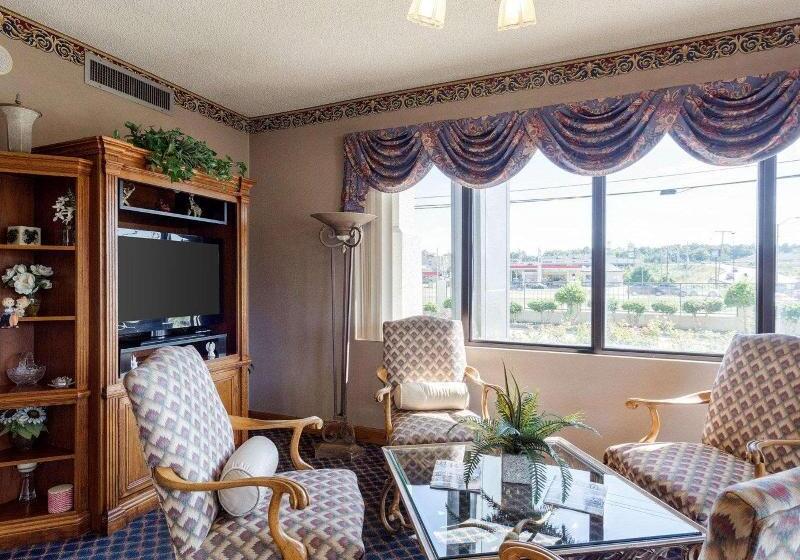 فندق Econo Lodge Grenada