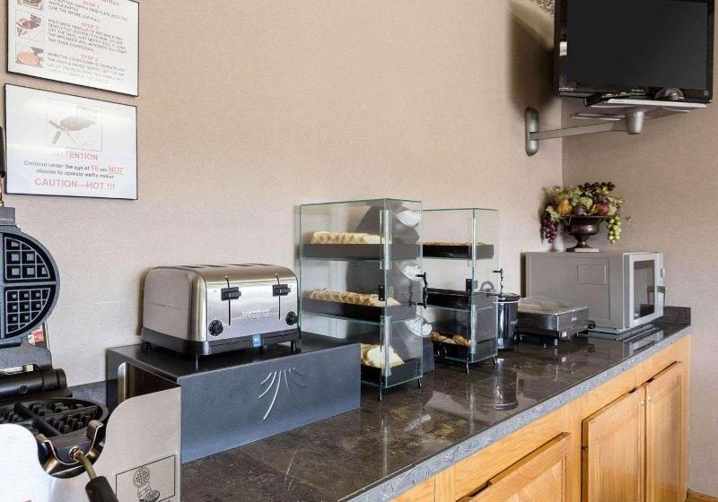 فندق Econo Lodge Grenada