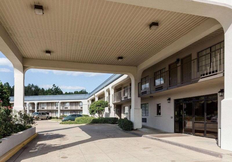 فندق Econo Lodge Grenada