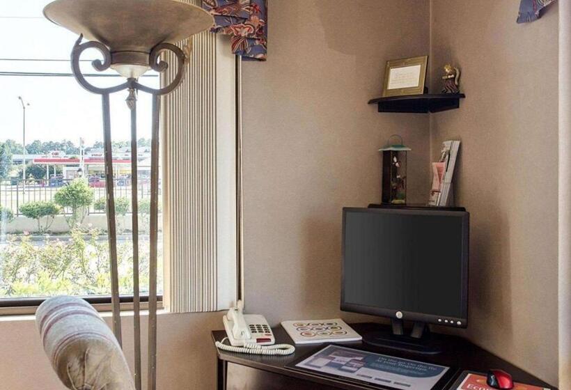 فندق Econo Lodge Grenada