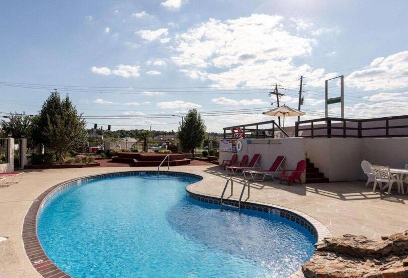 فندق Econo Lodge Grenada