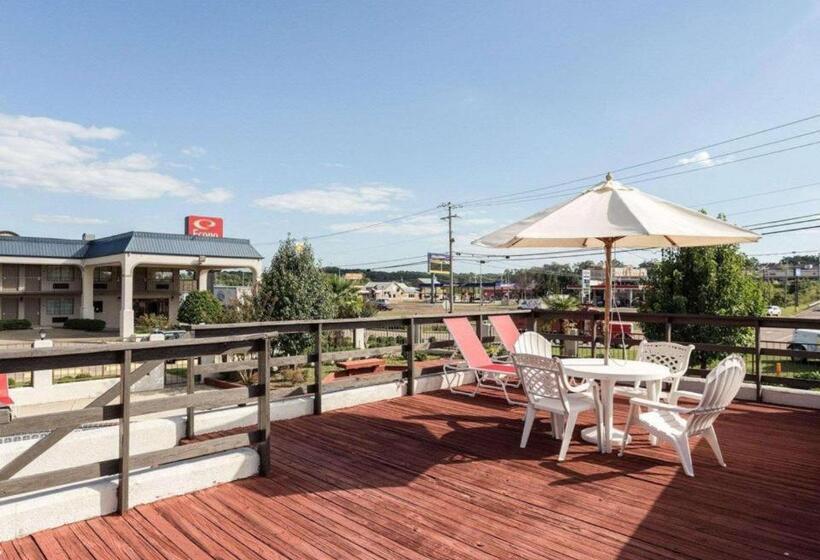 فندق Econo Lodge Grenada