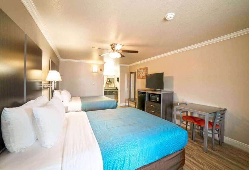 فندق Econo Lodge Inn & Suites Corpus Christi