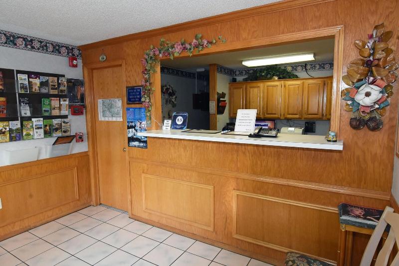 فندق Express Inn Eureka Springs