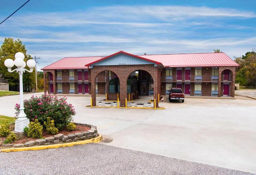 فندق Express Inn Eureka Springs