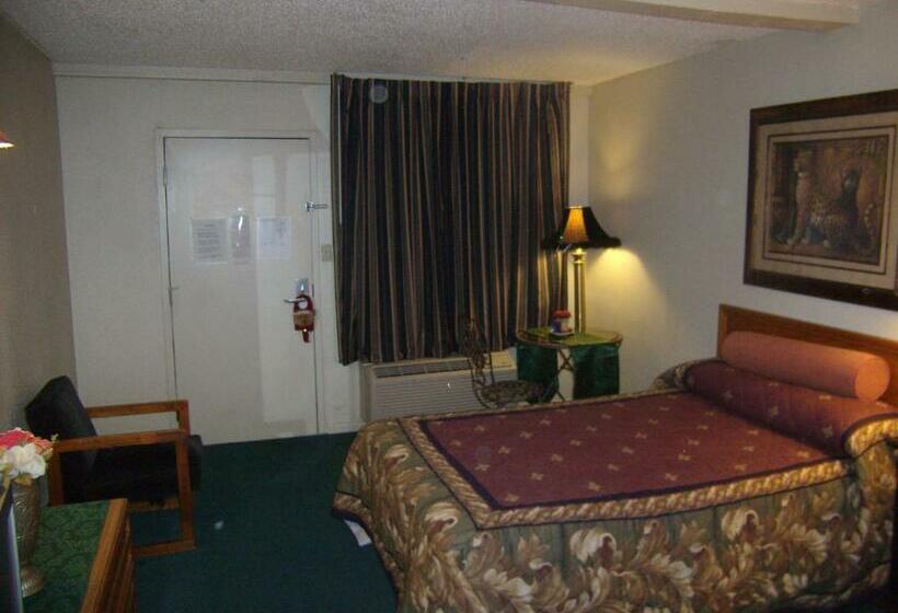 Отель Express Inn And Suites