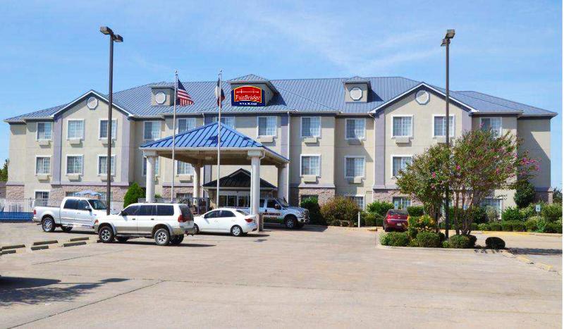 فندق Fairbridge Inn & Suites Cleburne