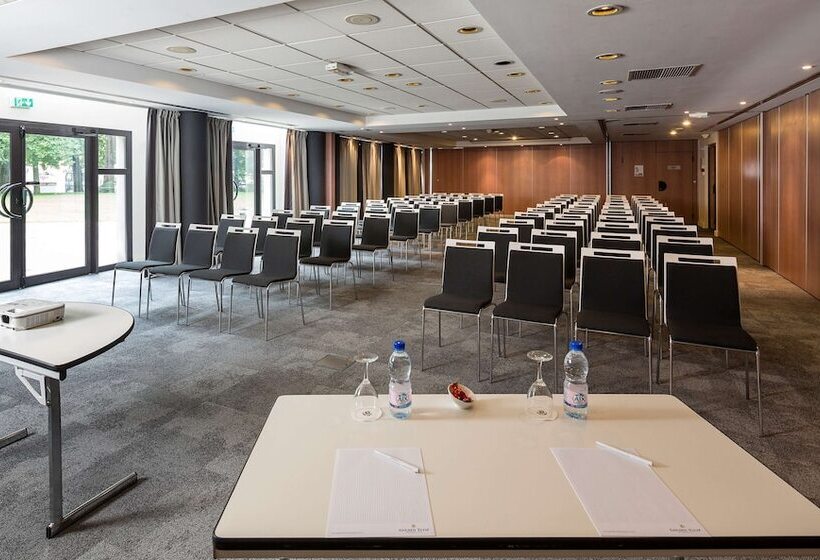 Golden Tulip Aix Les Bains   Hotel & Spa