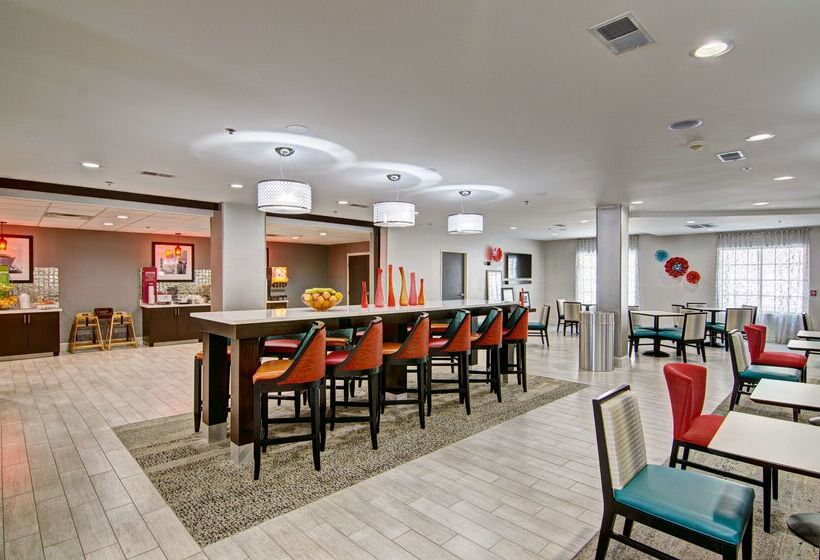 فندق Hampton Inn Salem, Va