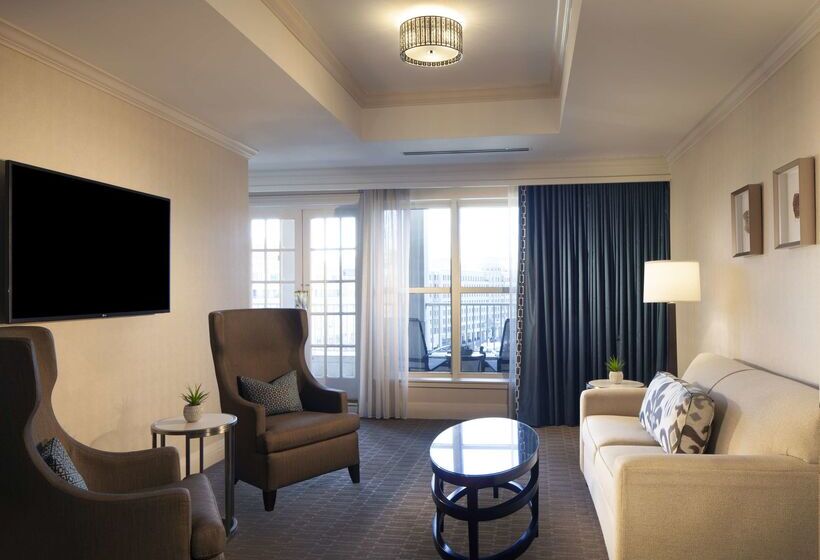 Отель Hilton Alexandria Old Town