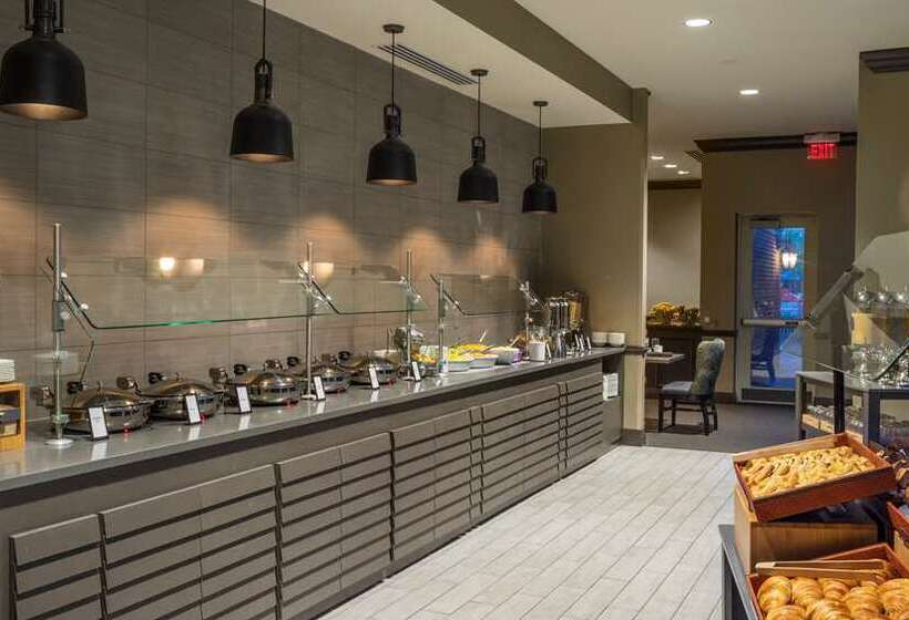 Отель Hilton Alexandria Old Town