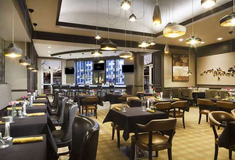 Отель Hilton Alexandria Old Town