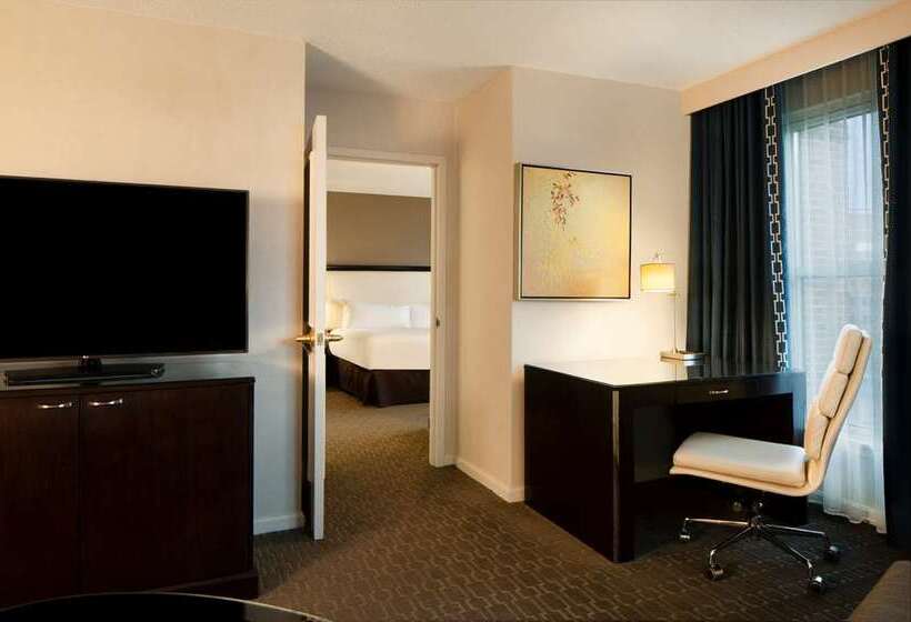 Отель Hilton Alexandria Old Town