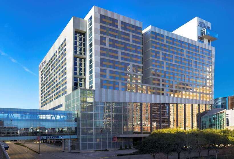 هتل Hilton Americashouston
