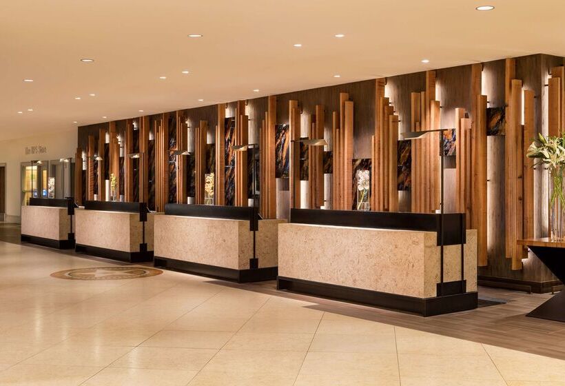 هتل Hilton Austin