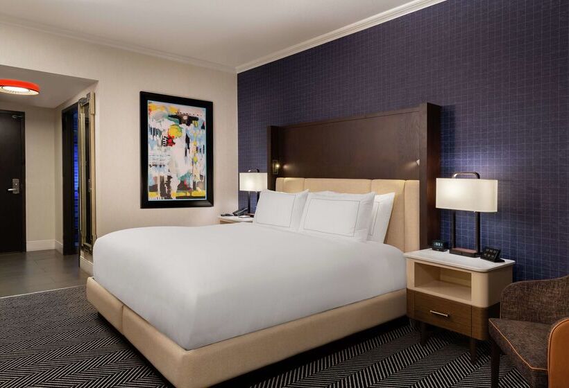 هتل Hilton Austin