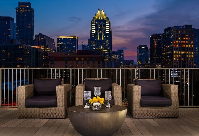 Отель Hilton Austin