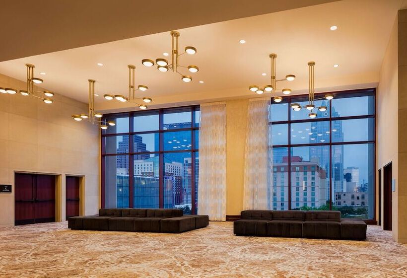 Отель Hilton Austin