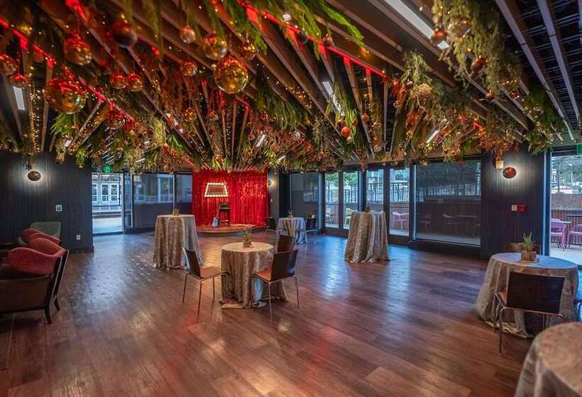 Отель Hilton Austin