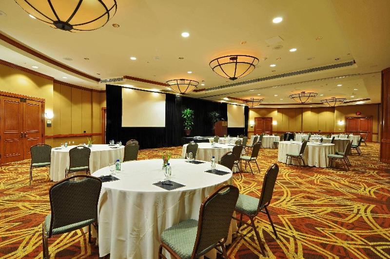 فندق Hilton Austin Airport