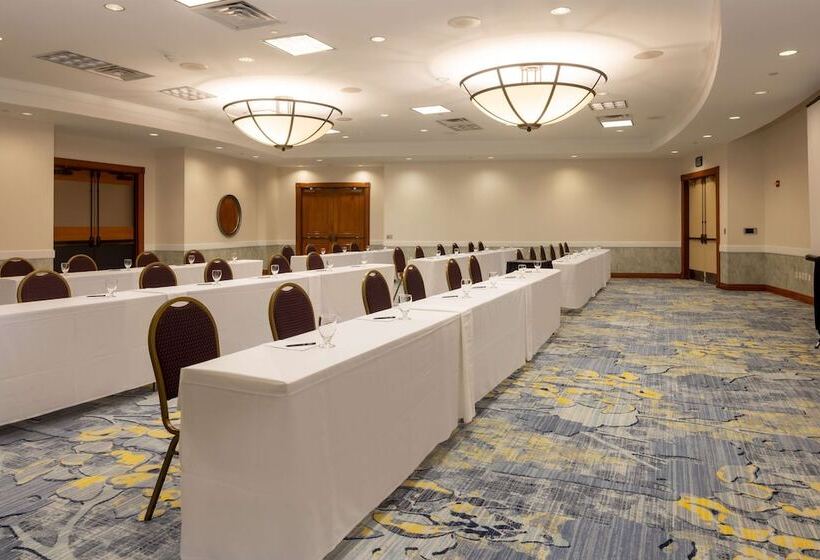 فندق Hilton Austin Airport