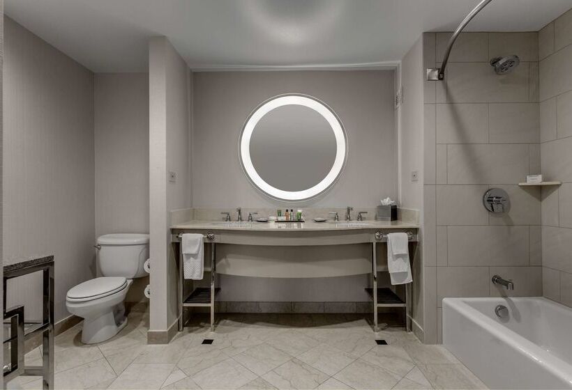 ホテル Hilton Columbus At Easton