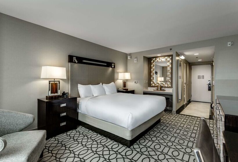 ホテル Hilton Columbus At Easton