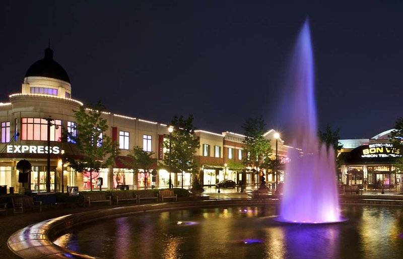 ホテル Hilton Columbus At Easton