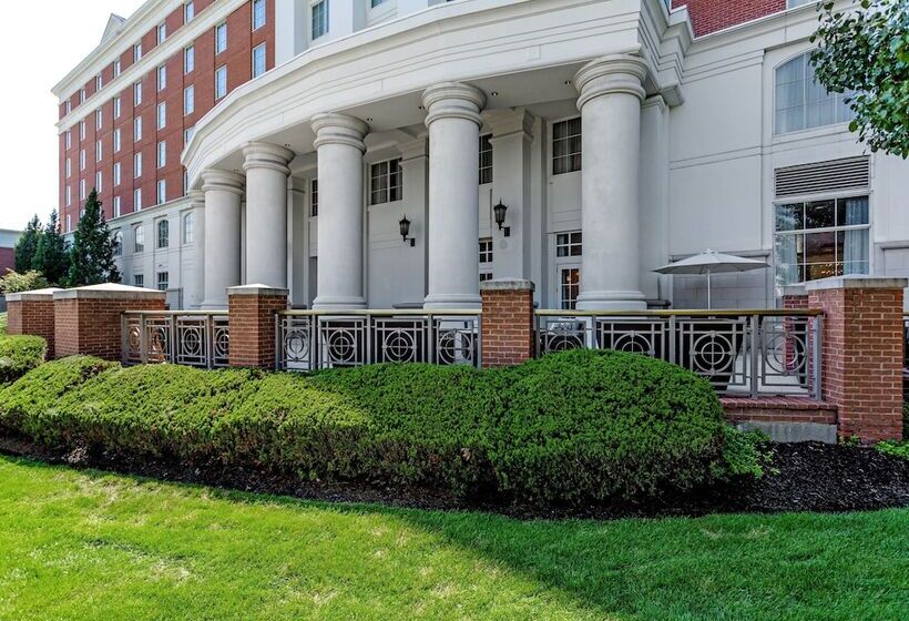 ホテル Hilton Columbus At Easton