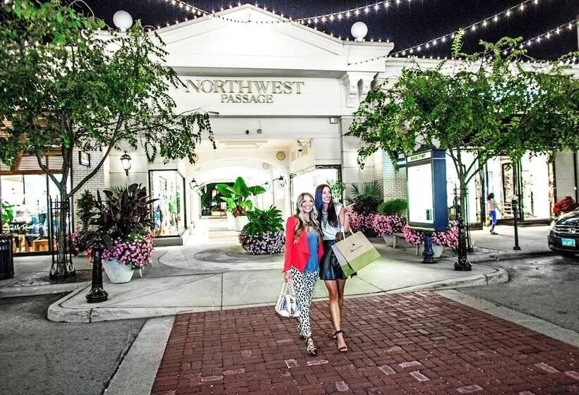 ホテル Hilton Columbus At Easton