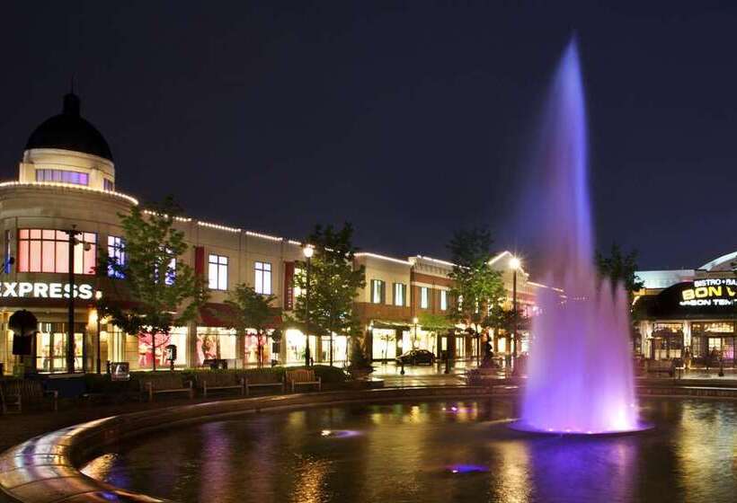 ホテル Hilton Columbus At Easton