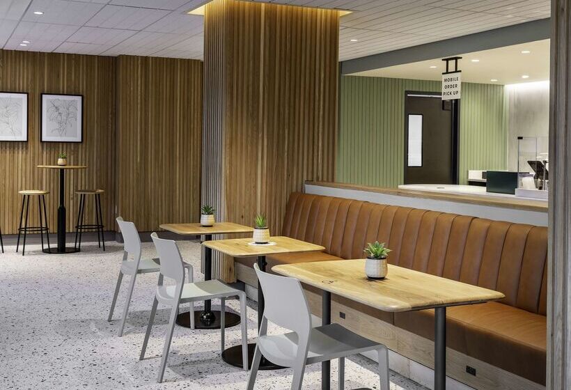 فندق Hilton Daytona Beach Oceanfront Resort