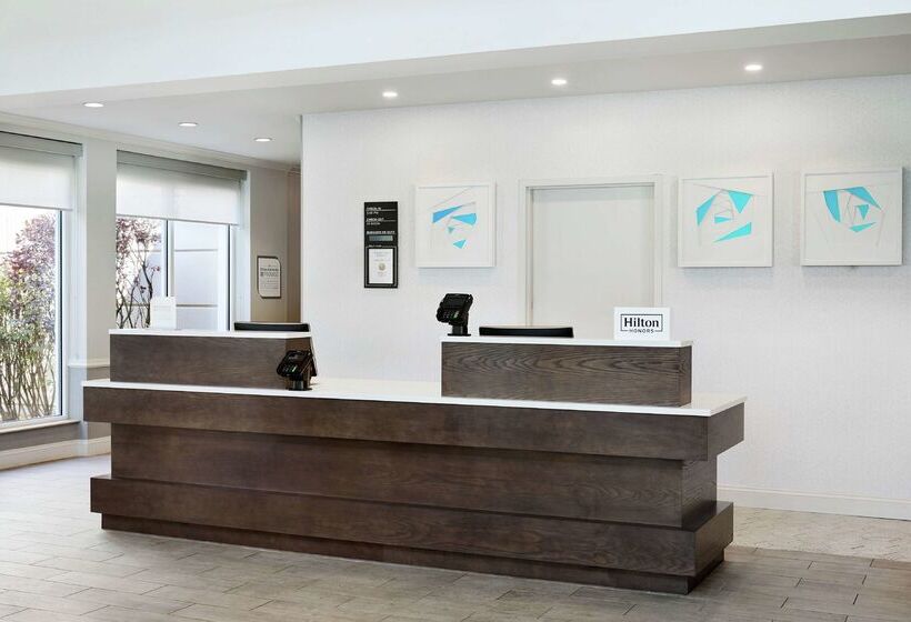 فندق Hilton Garden Inn Cincinnati Northeast