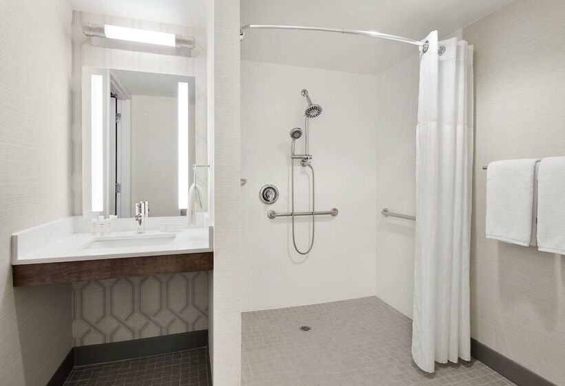 فندق Hilton Garden Inn Cincinnati Northeast