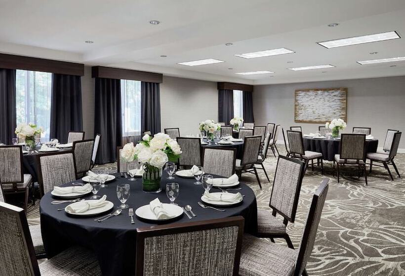 فندق Hilton Garden Inn Cincinnati Northeast