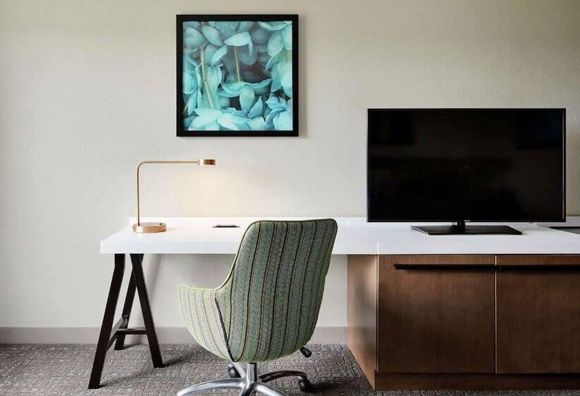 فندق Hilton Garden Inn Cincinnati Northeast