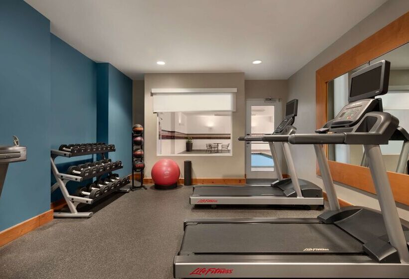 هتل Hilton Garden Inn Fort Wayne