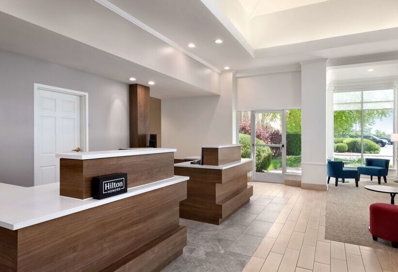 هتل Hilton Garden Inn Fort Wayne