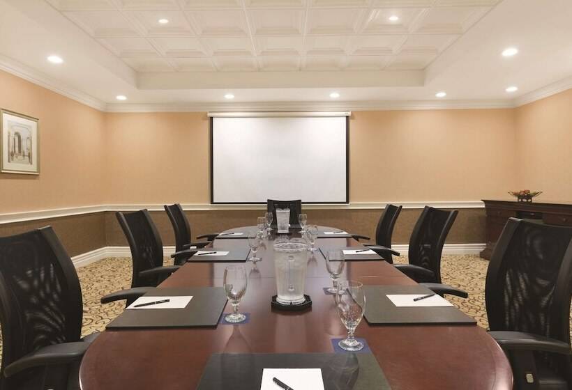 فندق Hilton Los Angeles/san Gabriel