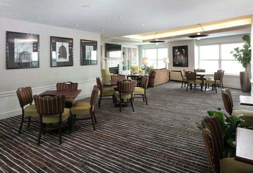 호텔 Hilton Madison Monona Terrace