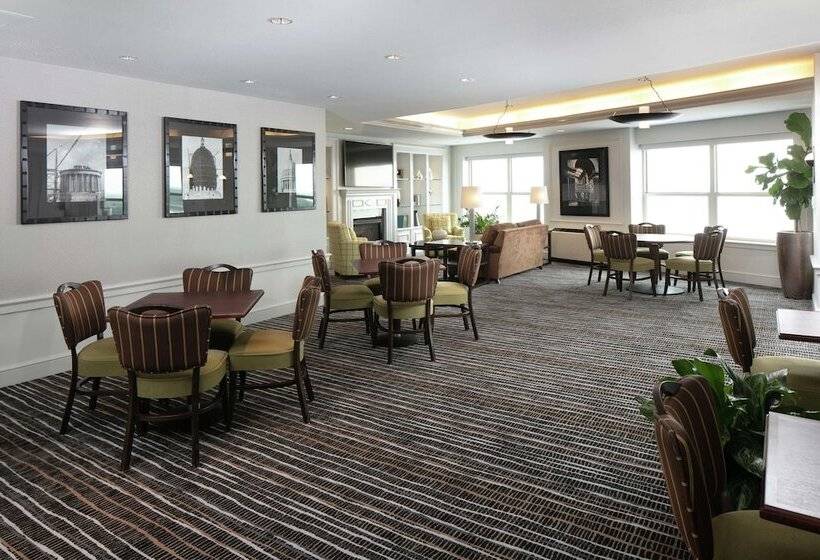 호텔 Hilton Madison Monona Terrace