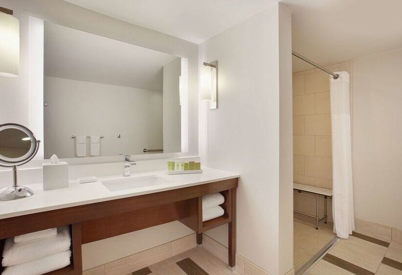 فندق Hilton Naples